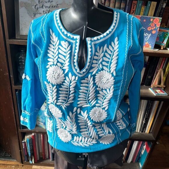 Sister Mary blue embroidered boho split neck XS peasant blouse - Picture 1 of 3